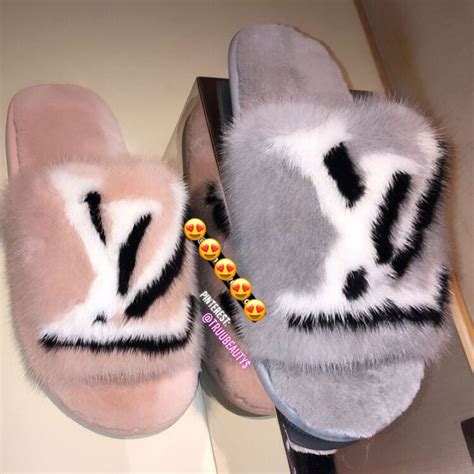 louis vuitton house slippers|louis vuitton open toe slippers.